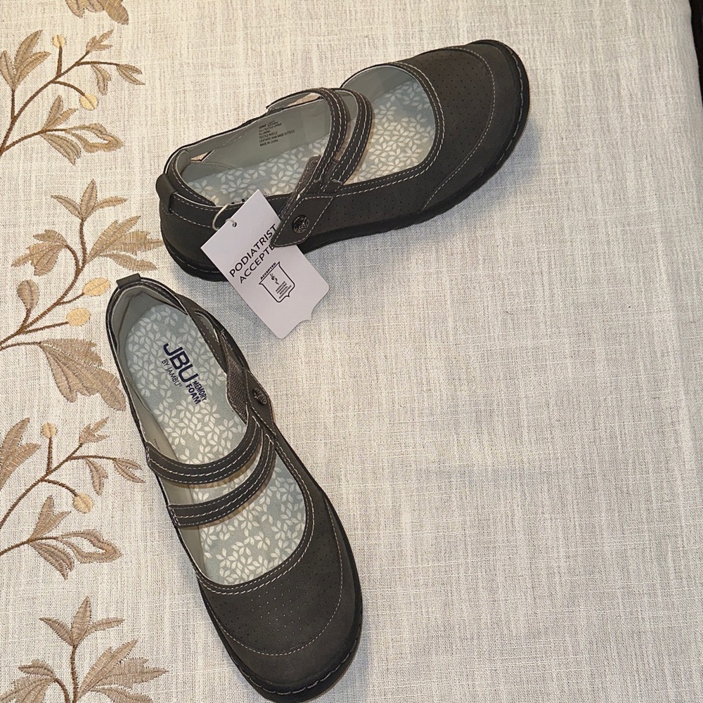 JBU  Charcoal woman,s Dress Shoes